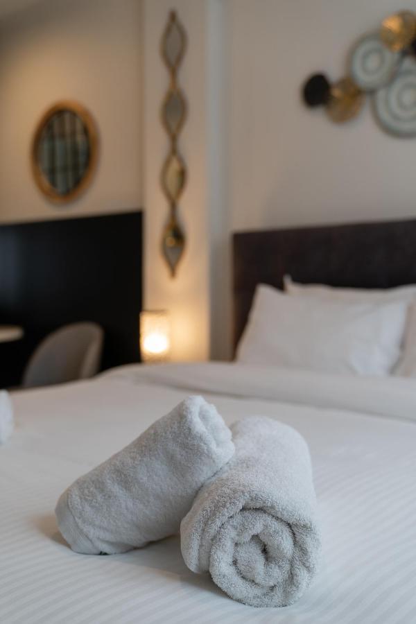 Dema Luxury Suites - Perikleous E8 Athene Buitenkant foto